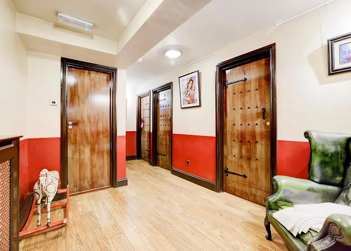 Church Street Hotel By Belvilla